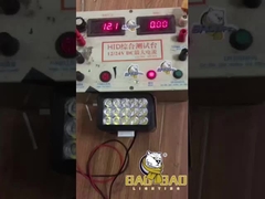 Chiếc đèn chiếu đèn LED màu trắng màu đỏ màu xanh dương cho xe máy