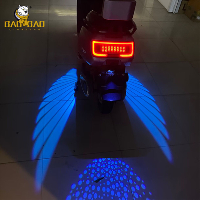 Màu xanh Đỏ Trắng 12V nhôm góc cánh xe máy đèn LED bên ngoài